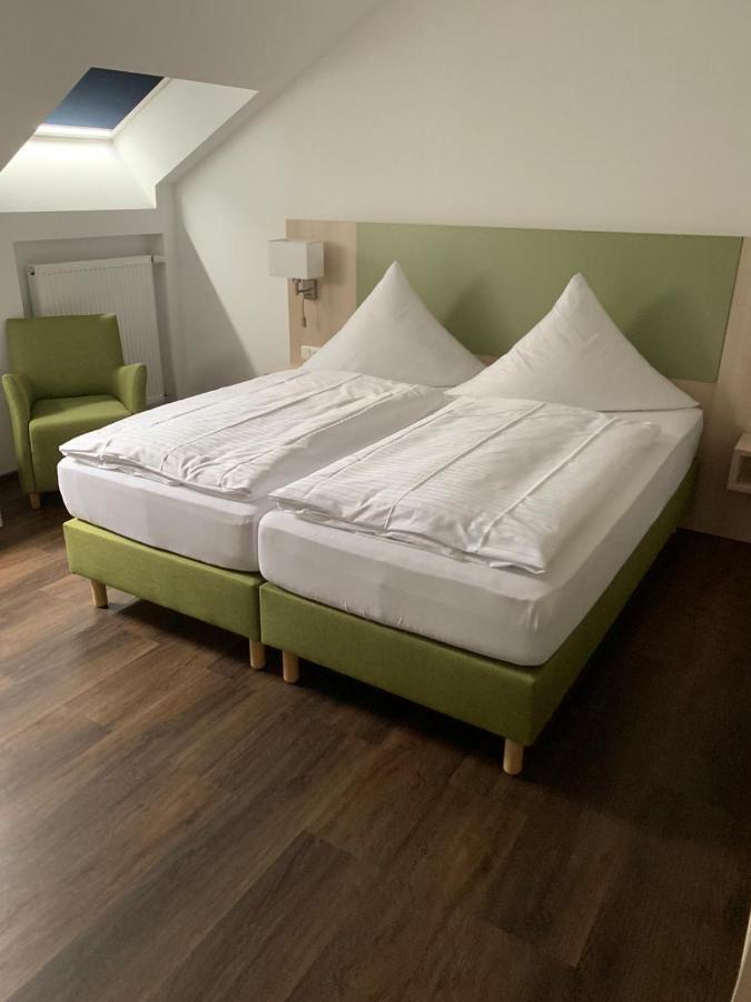 Marias Inn - Bed & Breakfast Garching bei München Eksteriør billede