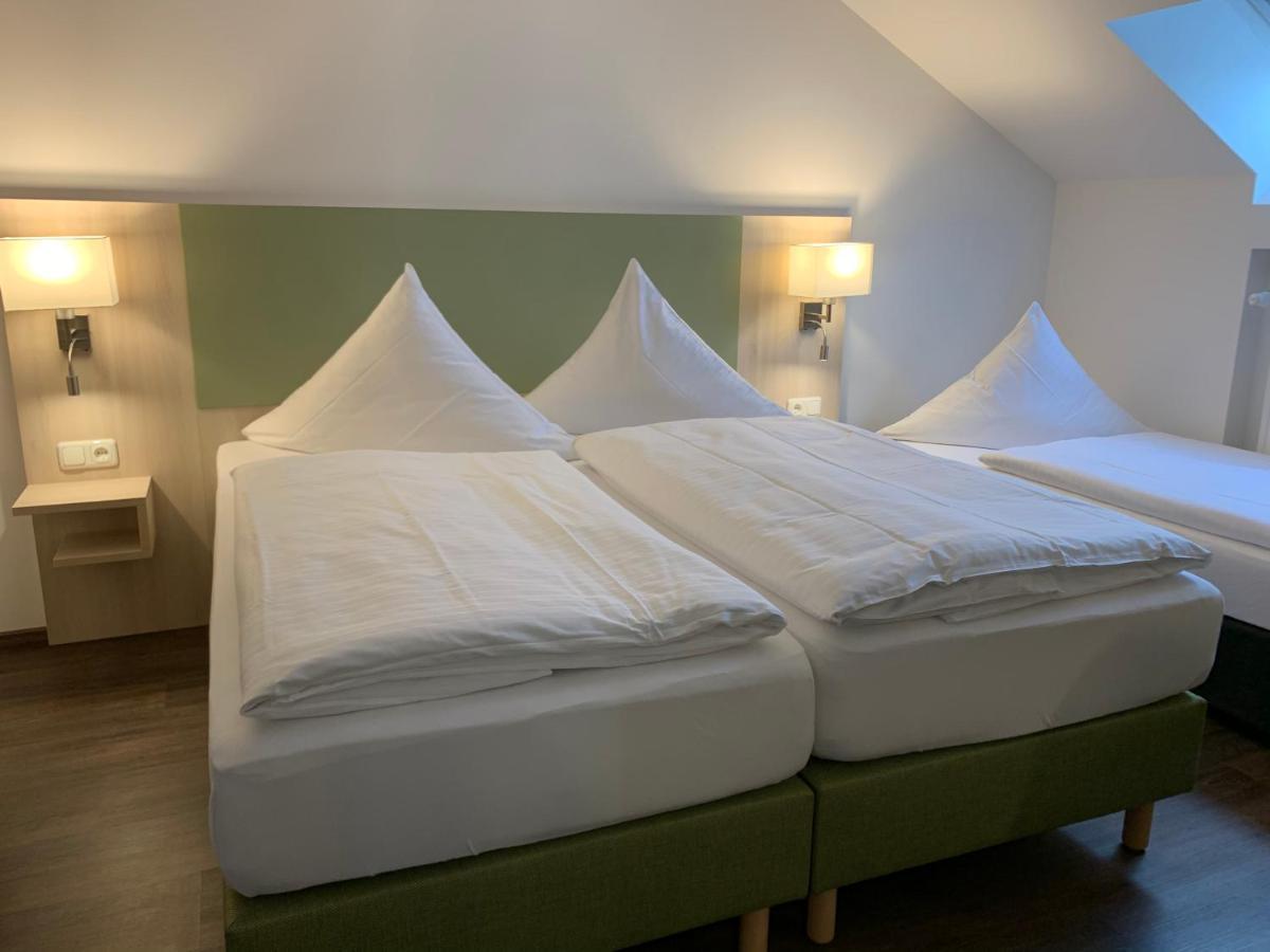 Marias Inn - Bed & Breakfast Garching bei München Eksteriør billede