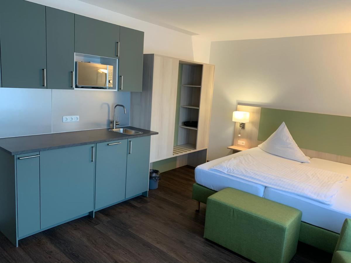 Marias Inn - Bed & Breakfast Garching bei München Eksteriør billede