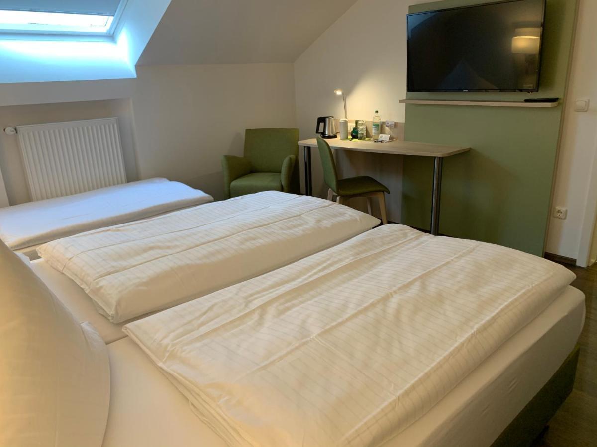 Marias Inn - Bed & Breakfast Garching bei München Eksteriør billede
