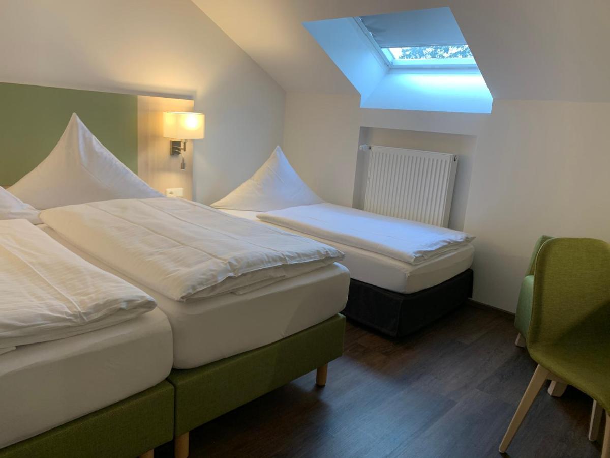 Marias Inn - Bed & Breakfast Garching bei München Eksteriør billede