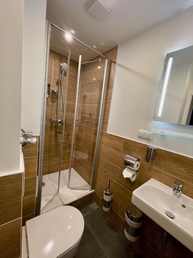 Marias Inn - Bed & Breakfast Garching bei München Eksteriør billede