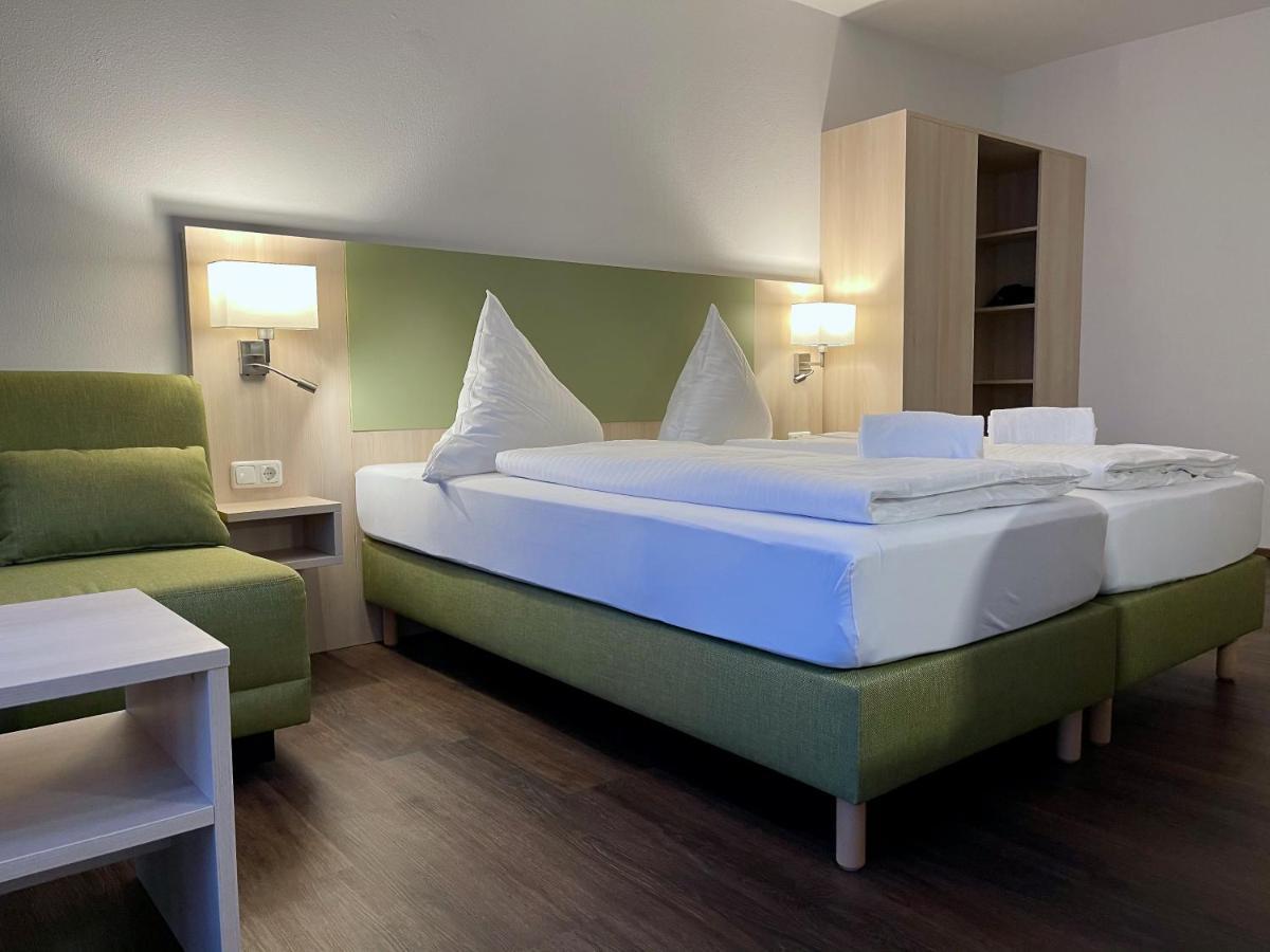 Marias Inn - Bed & Breakfast Garching bei München Eksteriør billede