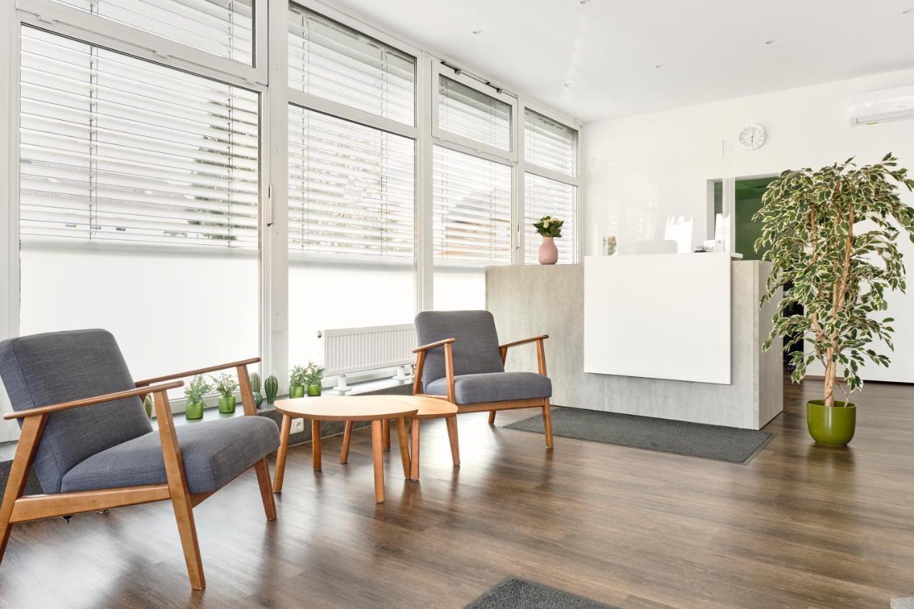 Marias Inn - Bed & Breakfast Garching bei München Eksteriør billede