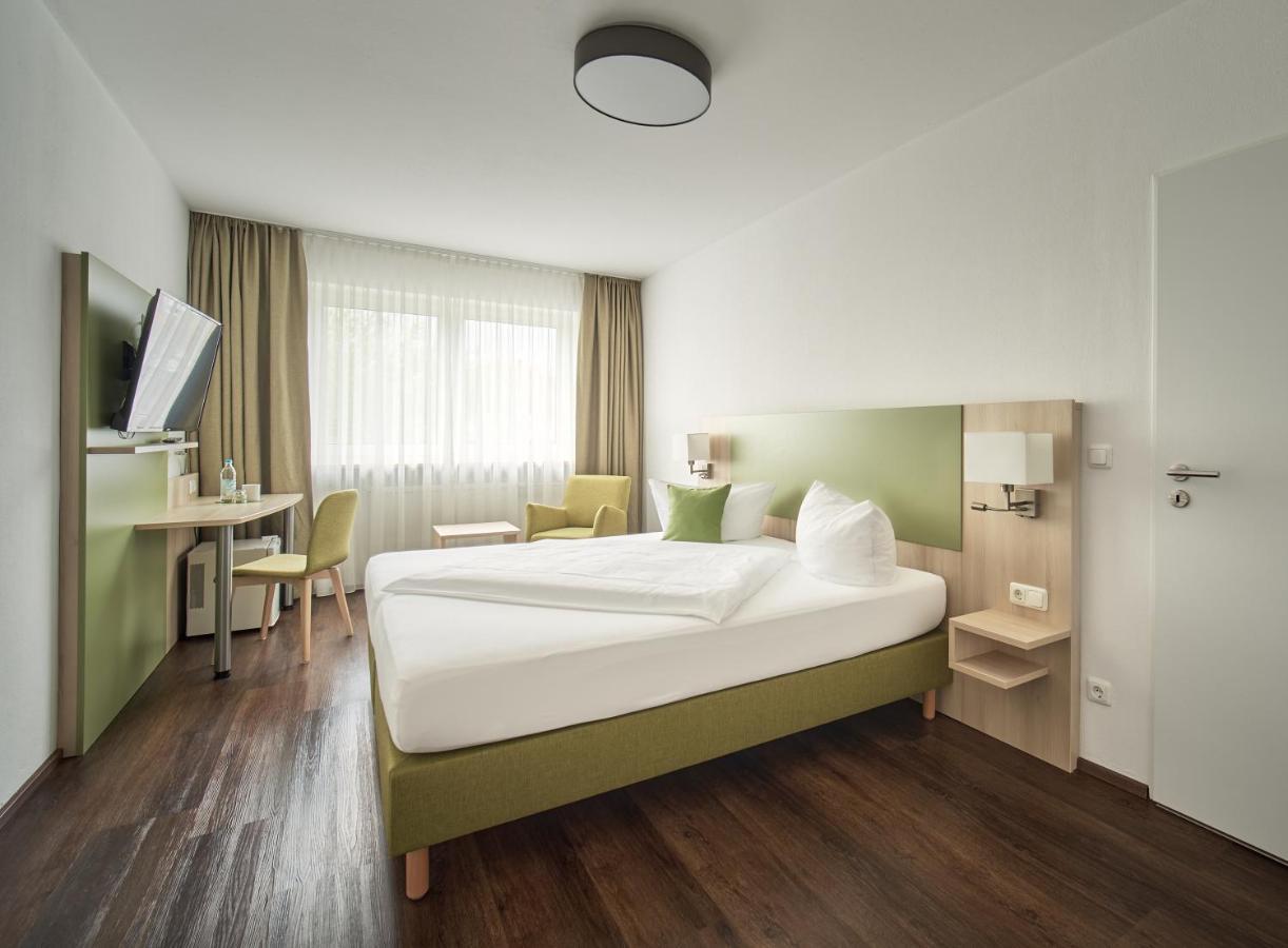 Marias Inn - Bed & Breakfast Garching bei München Eksteriør billede