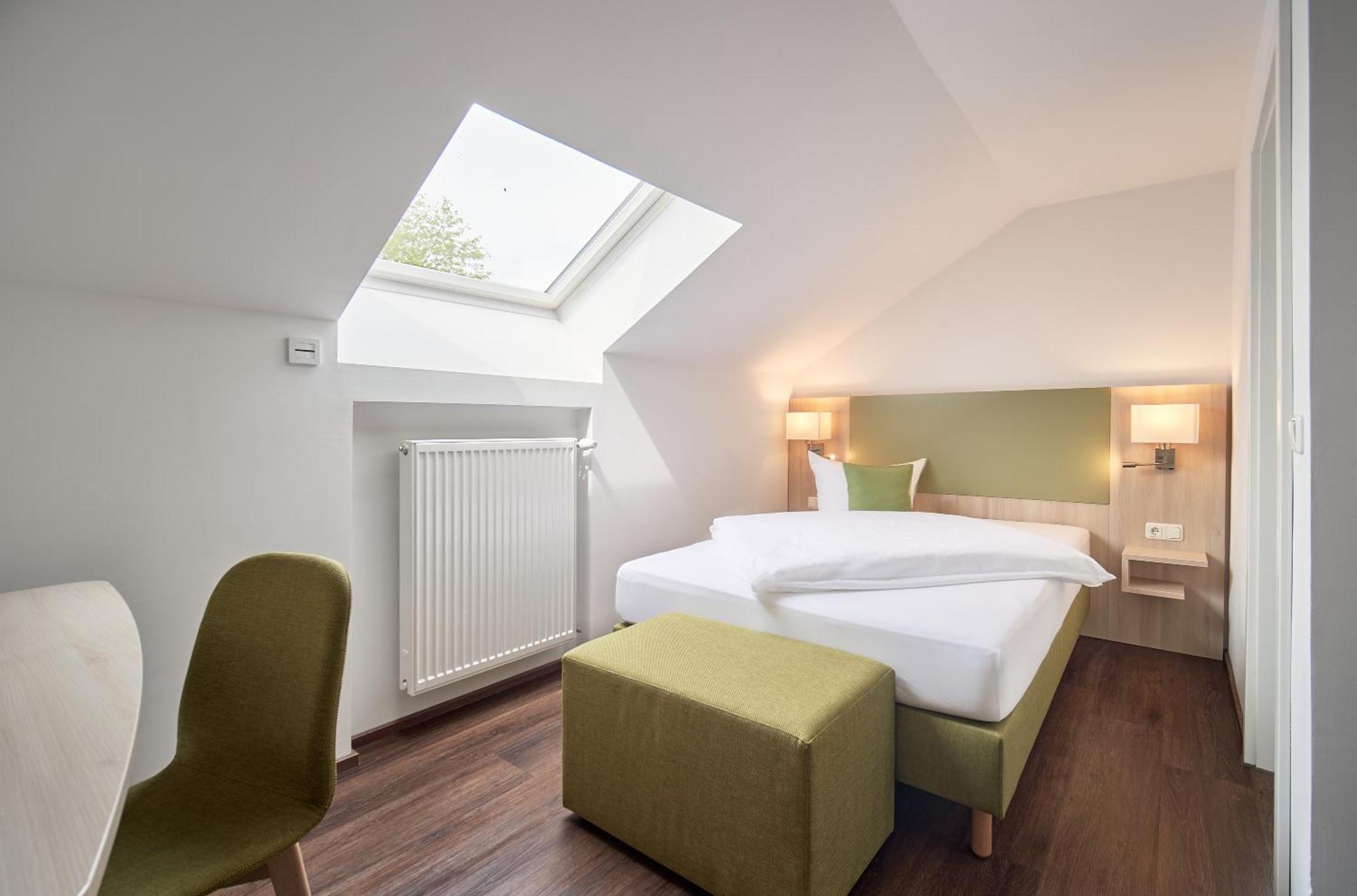 Marias Inn - Bed & Breakfast Garching bei München Eksteriør billede
